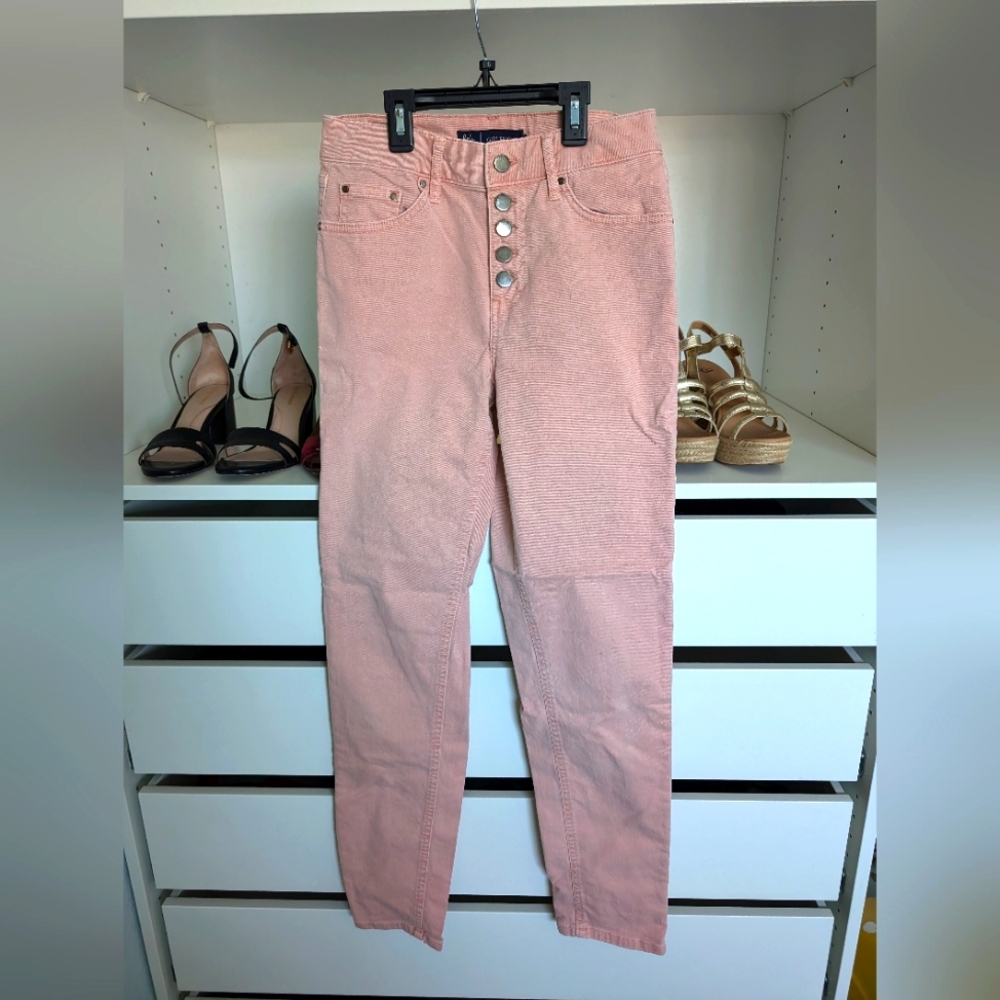 Muted pink Boden button fly girlfriend jeans For Easter 🐇